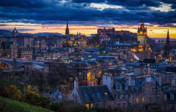Картинка облака, свет, город, дома, вечер, Шотландия, Эдинбург