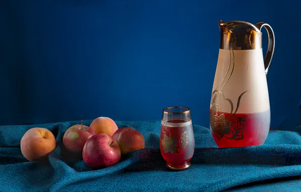 Синий, яблоки, бокалы, кувшин, витамины, скатерть, Борис Леваков, Сок и фрукты