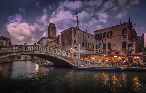 Картинка город, река, лодка, венеция, италия
