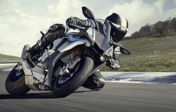 Скорость, Мотоцикл, Yamaha YZF-R1, модель 2015 года