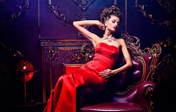 Картинка поза, стена, модель, кресло, ожерелье, макияж, фигура, платье