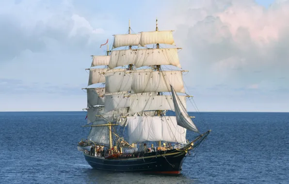 Облака, океан, романтика, парусник