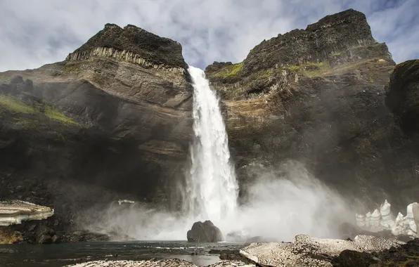 Картинка брызги, скала, водопад, поток, Исландия, Háifoss