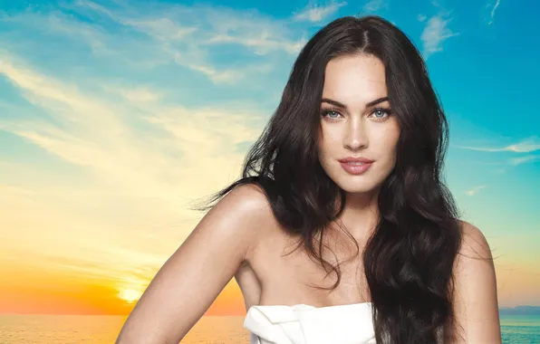 Colorful, megan fox, sky, scenic, maldives, sunrise, horizon, exotic