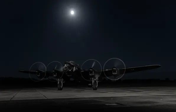 Бомбардировщик, четырёхмоторный, тяжёлый, Avro Lancaster