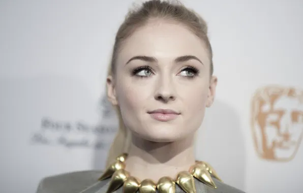 Картинка улыбка, актриса, рыжая, Sophie Turner