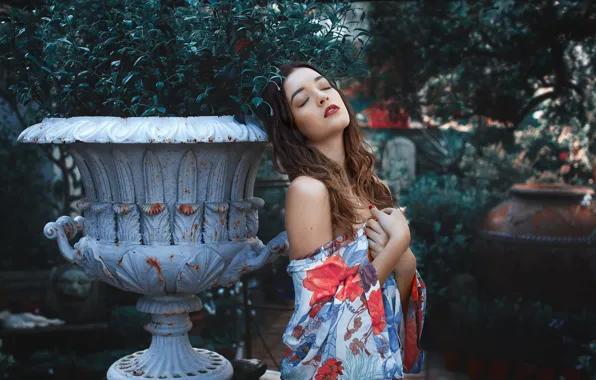 Картинка макияж, губки, зубки, локоны, маникюр, Surabhi Gupta