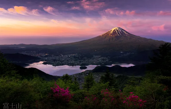 Картинка гора, утро, Япония, Фудзияма, первые лучи, стратовулкан, 富士山, остров Хонсю