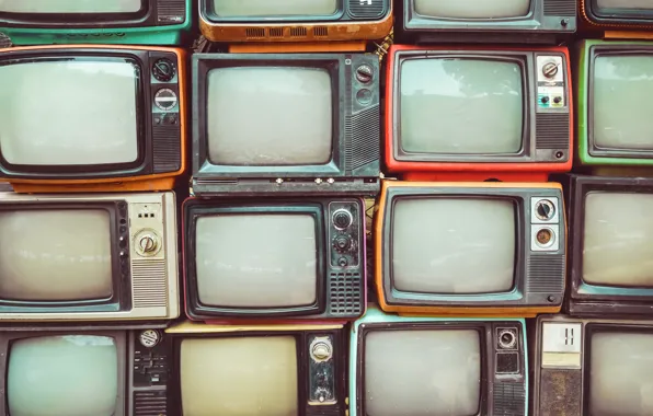 Wall, many, old tv