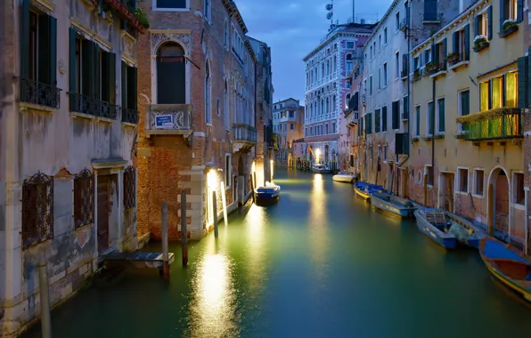 Картинка здания, дома, лодки, Италия, Венеция, канал, катера, Italy