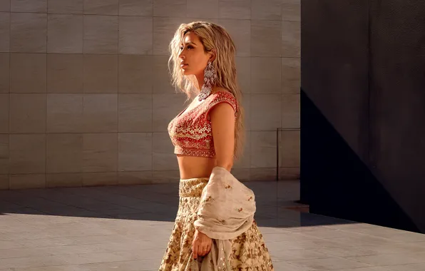 Star, dress, Kim Kardashian, model, pretty, face, blonde, pose