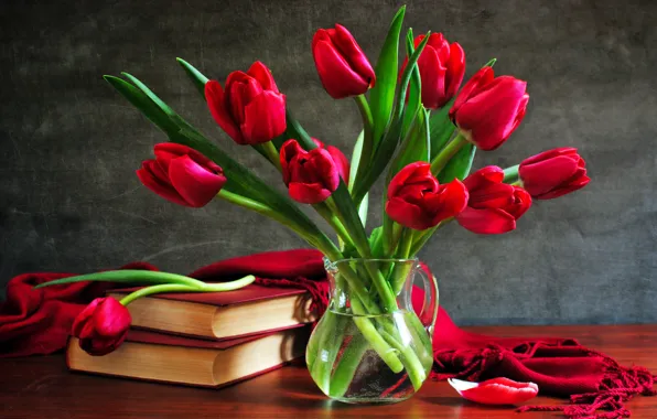 Картинка книги, букет, тюльпаны, ваза, still life