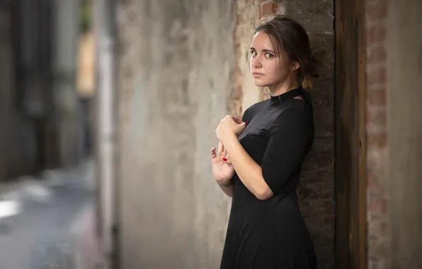 Девушка, улица, Julie