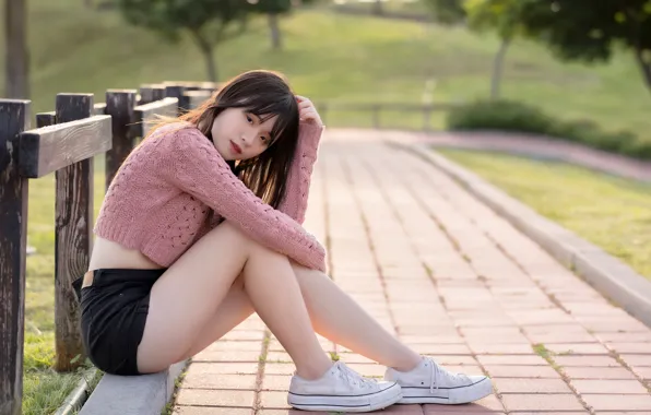 Картинка взгляд, поза, азиатка, look, asian, pose, милая девушка, cute girl