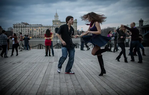 Картинка город, Москва, танцы, пары