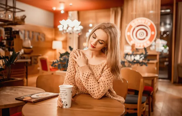 Картинка девушка, настроение, кофе, кафе, свитер, Георгий Дьяков