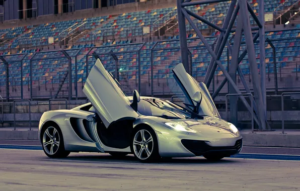 Трек, MP4-12C, макларен, Mclaren