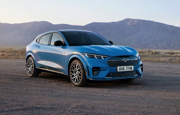 Небо, горы, дымка, автомобиль, экстерьер, Форд Мустанг, 2021, Ford Mustang Mach-E GT