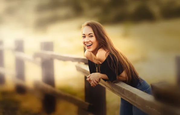 Картинка взгляд, девушка, улыбка, Kayla