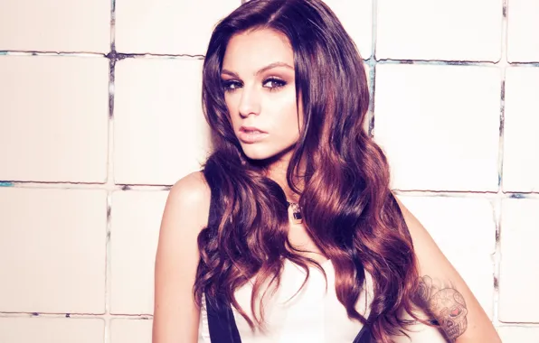 Картинка брюнетка, певица, Cher Lloyd, Шер Ллойд