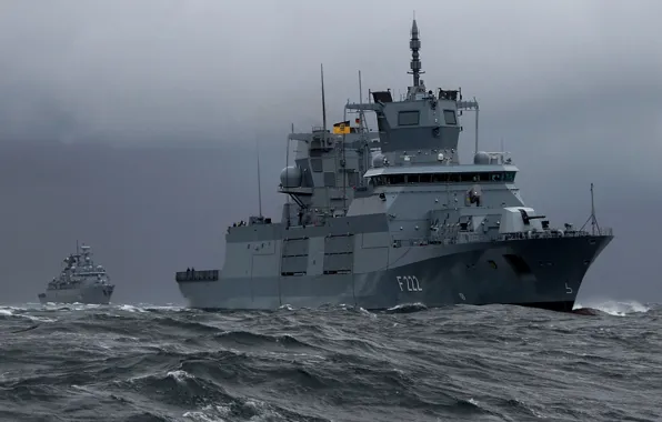 Фрегаты, ВМС Германии, FGS Baden-Wurttemberg F222, FGS Brandenburg F123