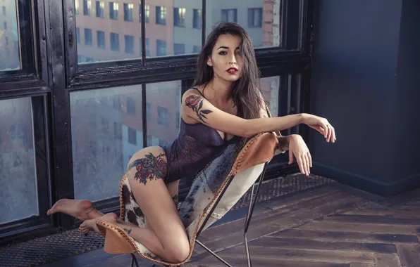 Взгляд, девушка, окна, дома, стул, татуировки, Анастасия Ивлеева, Anastasiya Ivleeva