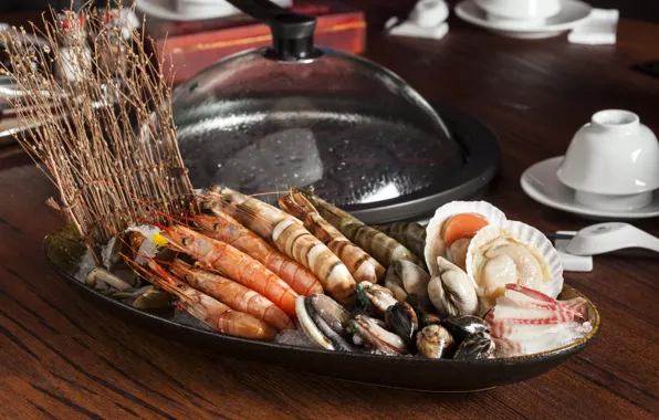 Креветки, морепродукты, моллюски