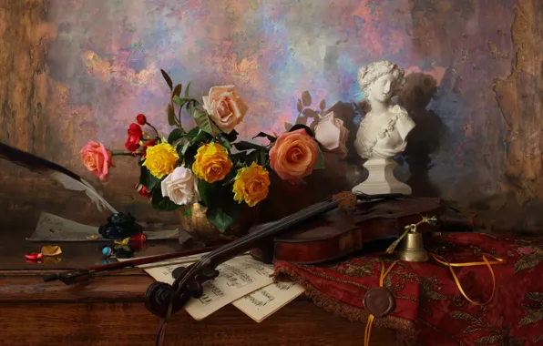 Картинка ноты, перо, скрипка, розы, статуэтка, натюрморт, колокольчик