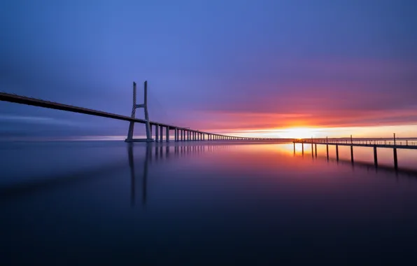 Картинка море, небо, вода, мост, Португалия