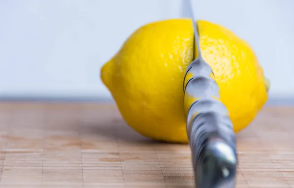 Фон, лимон, нож