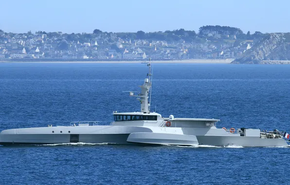 Тримаран, патрульный корабль, Ocean Eagle