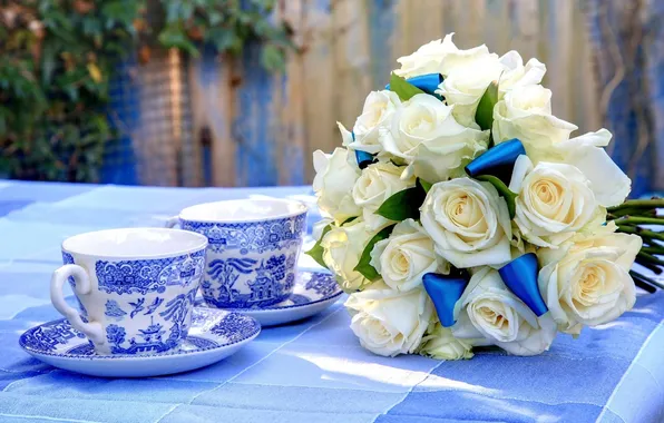 Картинка white, blue, flowers, table