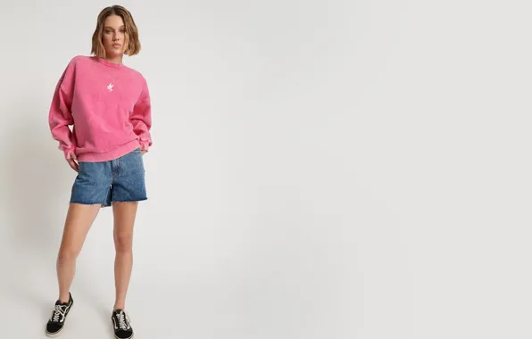 Картинка girl, shorts, model, sneakers