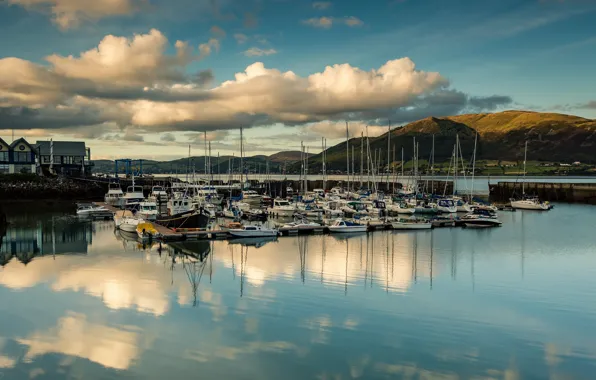 Картинка лодка, водоем, много