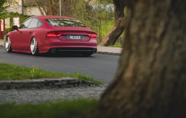 Audi, stance, messer