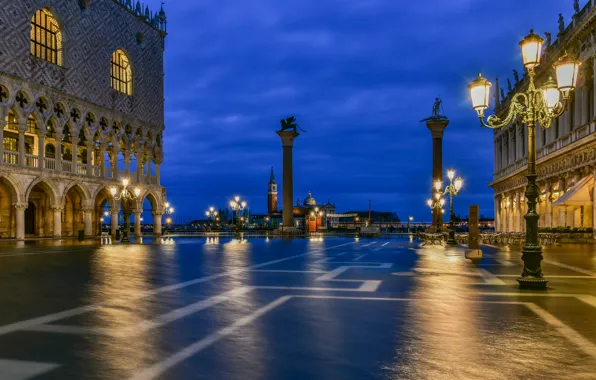 Картинка вечер, площадь, фонари, Италия, Венеция