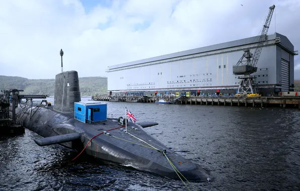 Субмарина, HMS Vengeance, Королевский Флот Великобритании
