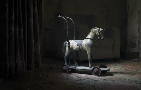 Картинка комната, конь, коляска