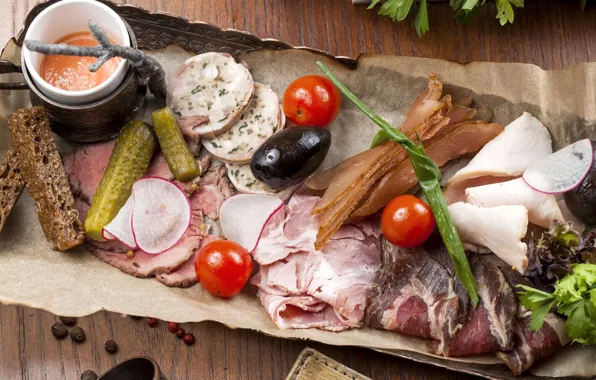 Огурец, мясо, помидор, оливки, соус, закуска, бастурма