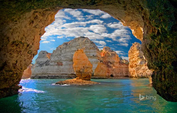 Картинка море, небо, облака, скалы, арка, пещера, Португалия, грот