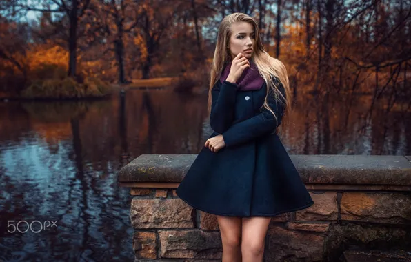 Картинка осень, девушка, озеро, пруд, парк, пальто
