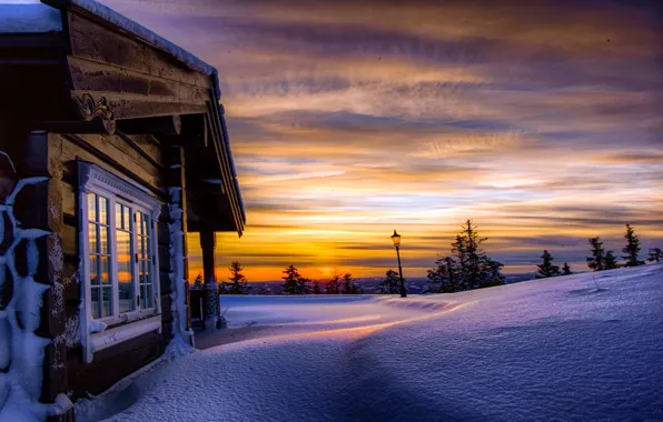 Картинка зима, небо, облака, снег, деревья, закат, природа, дом
