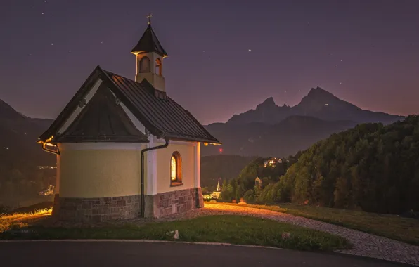 Картинка пейзаж, горы, ночь, дорожки, Германия, освещение, Альпы, часовня