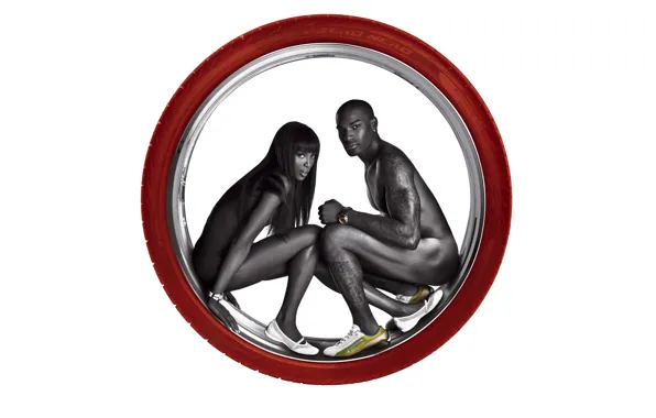 Девушка, белый фон, парень, модели, шина, Naomi Campbell