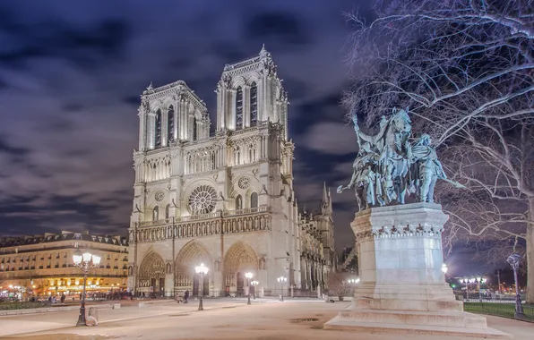Ночь, огни, Франция, Париж, дома, площадь, Собор Парижской Богоматери