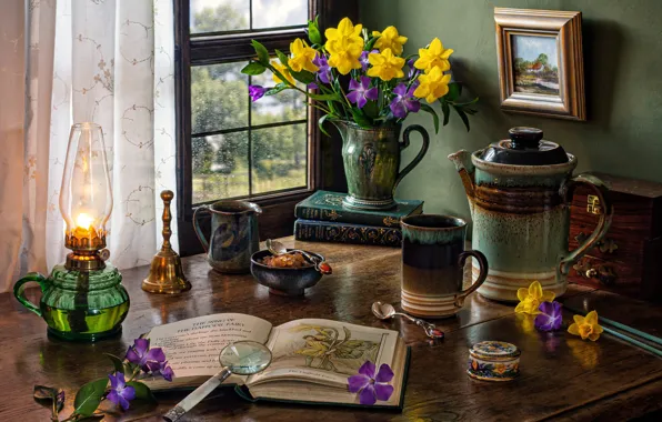 Цветы, стиль, книги, лампа, букет, картина, чайник, кружка