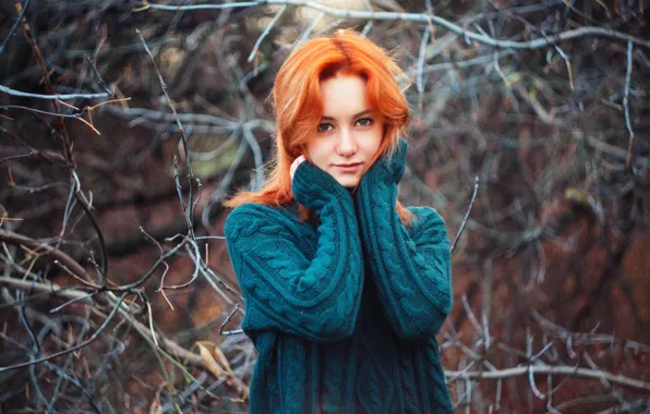 Картинка осень, взгляд, девушка, ветки, поза, фон, портрет, прическа