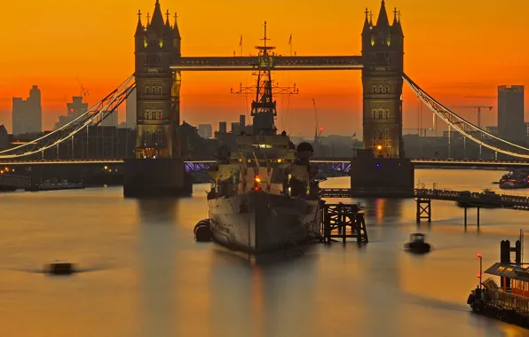 Картинка корабль, Англия, Лондон, зарево, Тауэрский мост