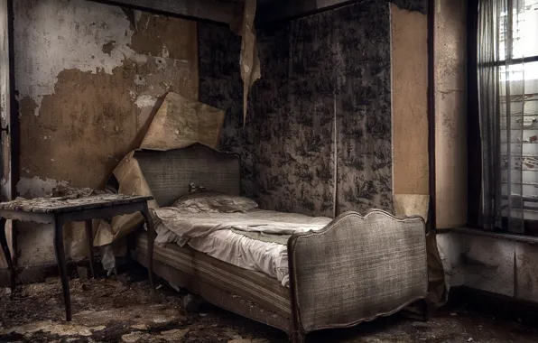 Комната, кровать, окно