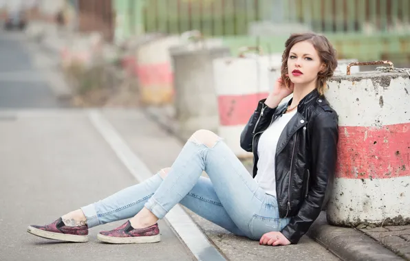 Девушка, улица, Regina